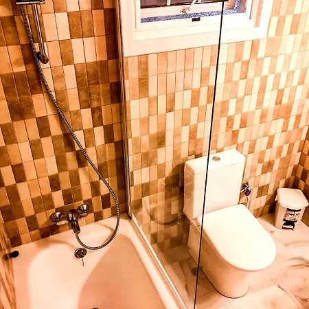Milto Central Apartment